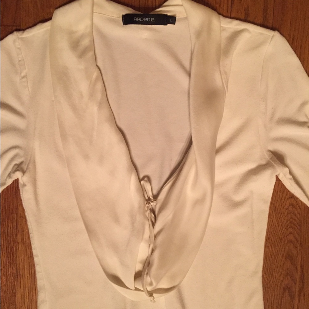 Cream 3/4 sleeve open front top with silk collar